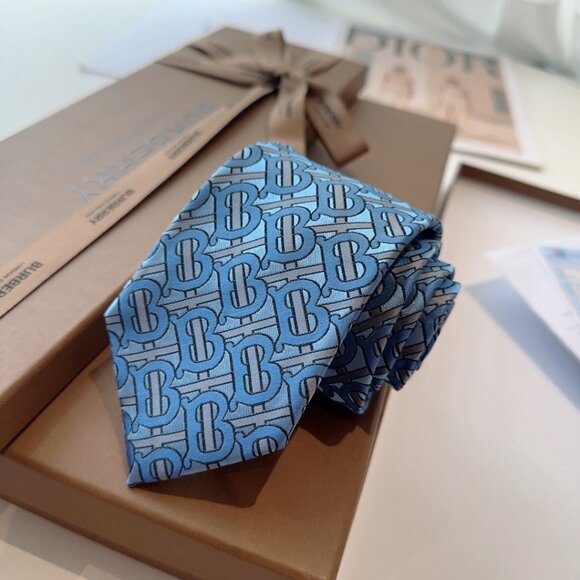 Men's Burberry Tie - Picture 4 of 5